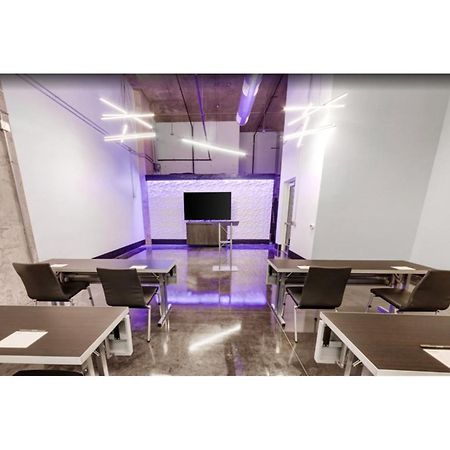 Holiday Inn Express - Houston - Galleria Area By Ihg Экстерьер фото