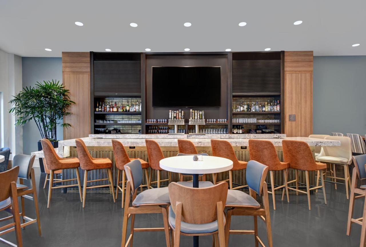 Holiday Inn Express - Houston - Galleria Area By Ihg Экстерьер фото